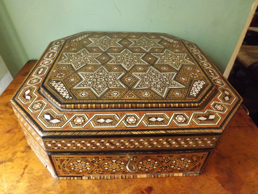 early c20th inlaid syrian jewellery casket