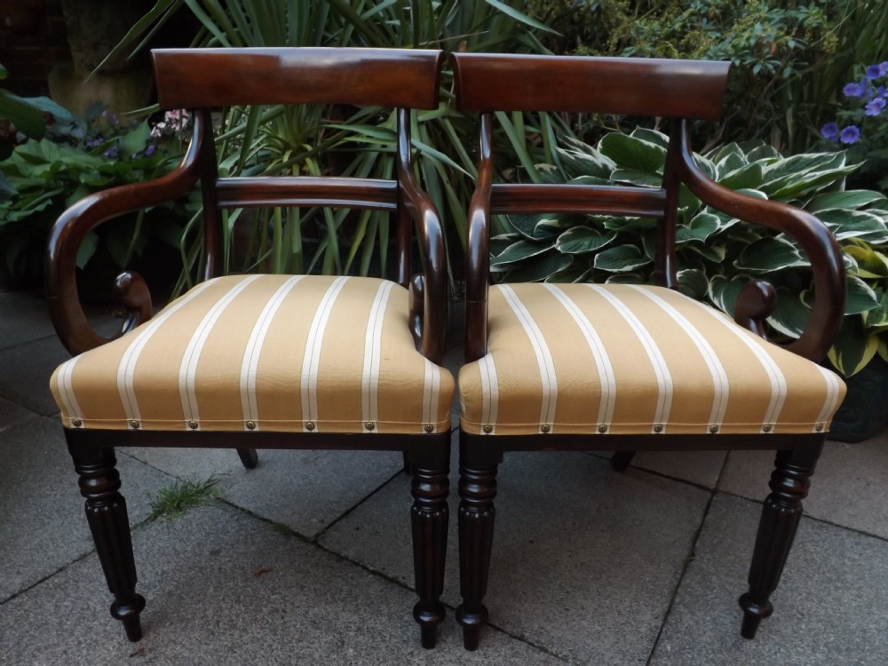 pair of early c19th regency mahogany armchairs