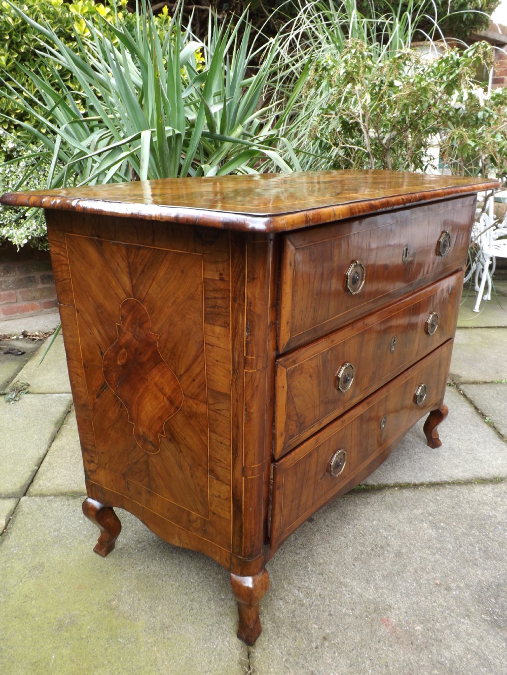 c18th maltese olivewood commodechestofdrawers