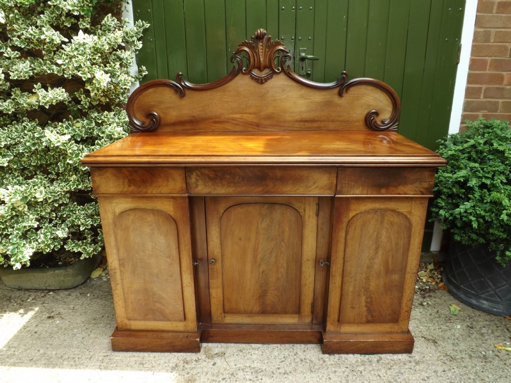 mid c19th victorian period mahogany chiffoniersideboard