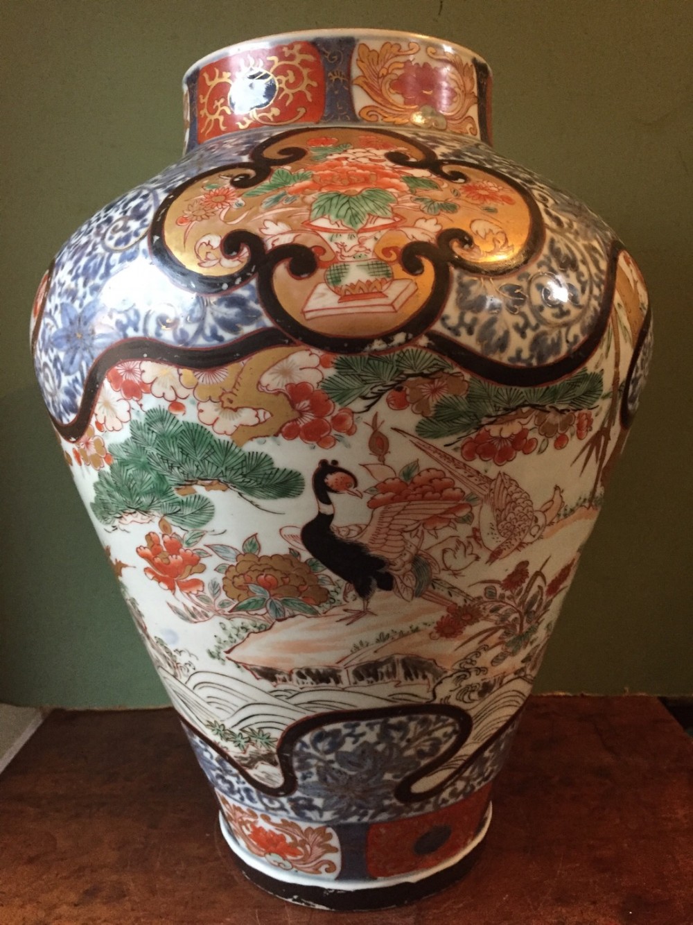 late c17th early c18th japanese edo period imari pattern porcelain vase