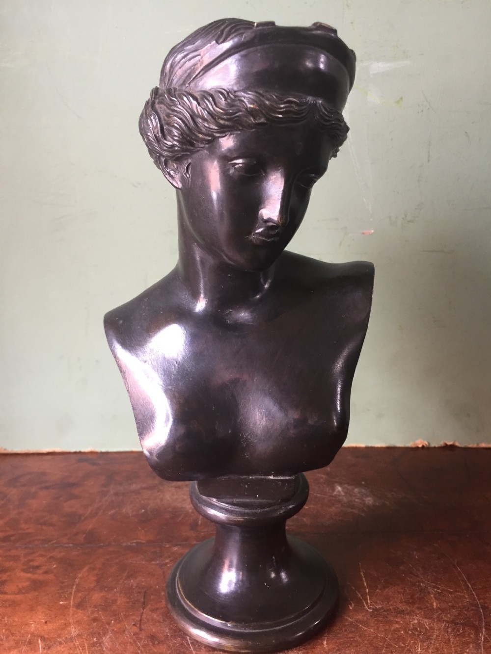 c19th italian bronze desktop bust study of venus of capua