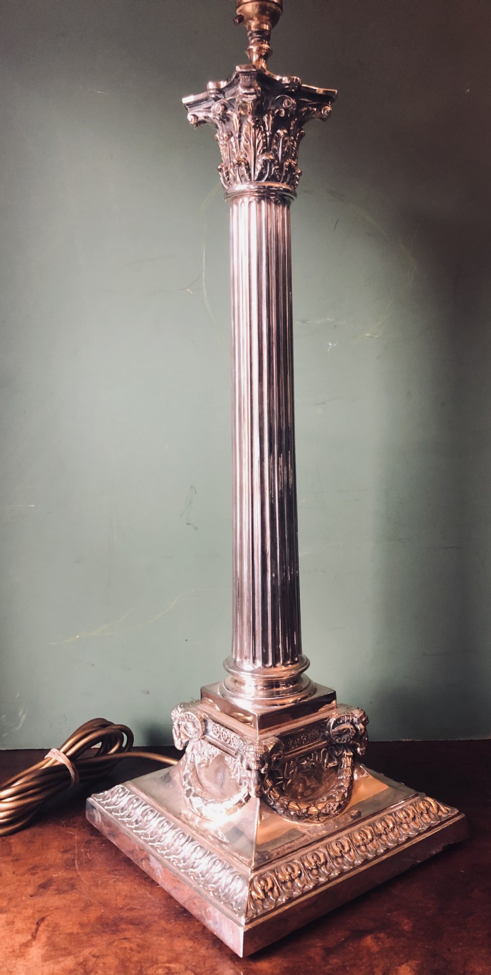 large late c19th early c20th silverplated corinthian column table lamp by elkington co
