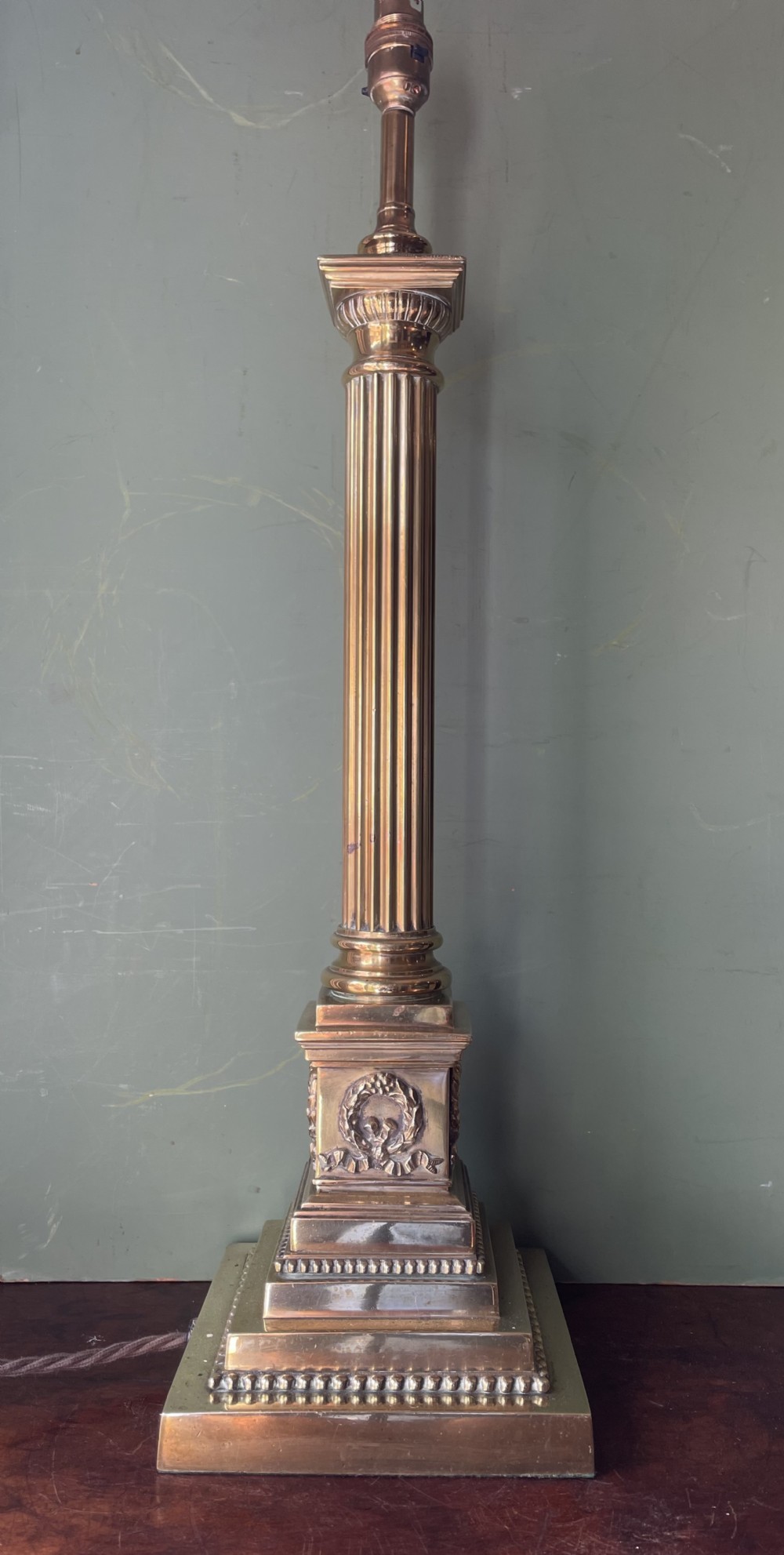 late c19th early c20th brass classical column table lamp of good large scale and proportions