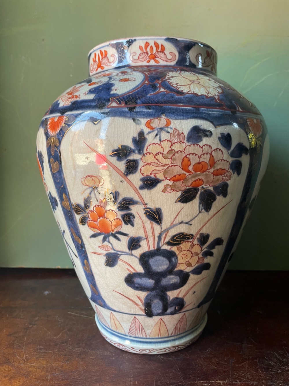 late c17th early c18th edo period japanese arita porcelain vase in the imari palette