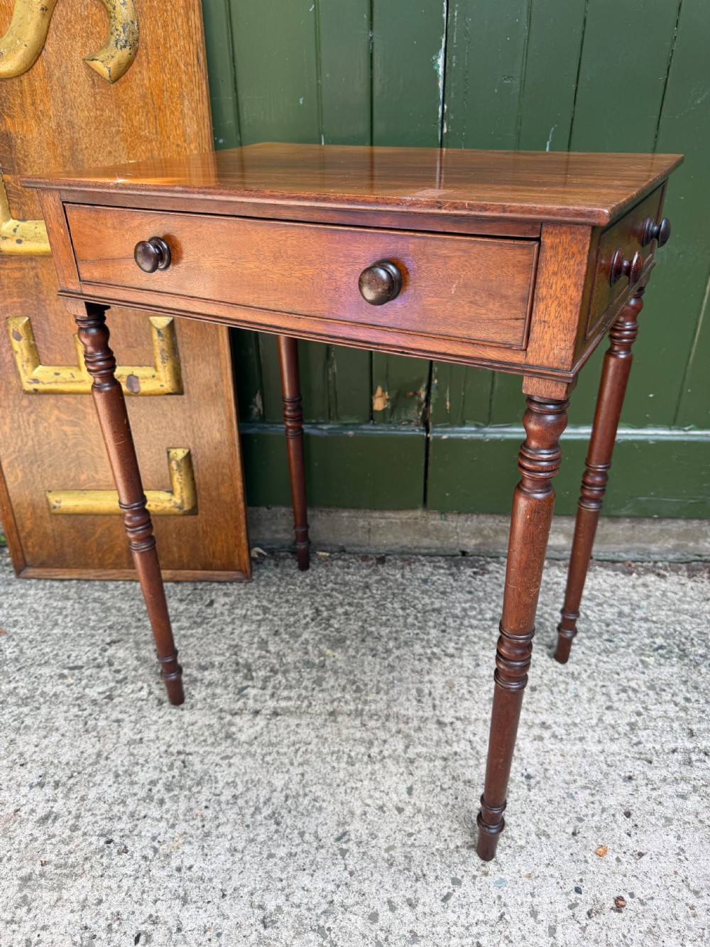 finelydrawn elegant early c19th late george iii period rectangular mahogany lamp or occasional table of scarce design and freestanding form